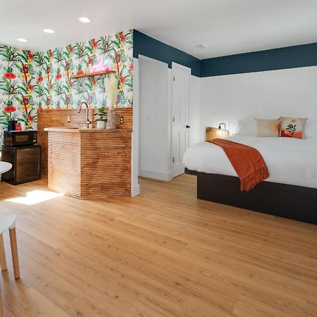 Birches Motel Saratoga Springs Bagian luar foto