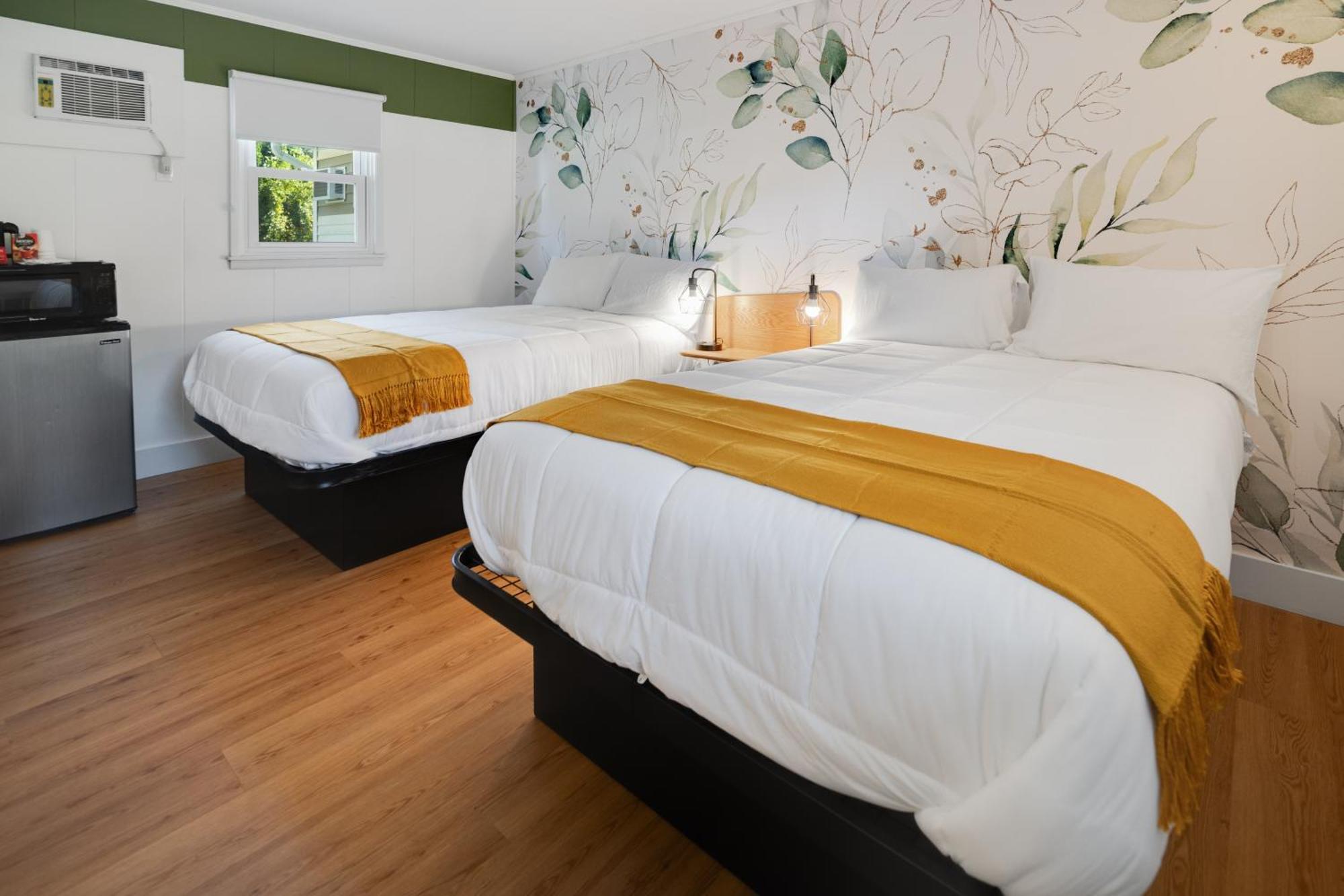 Birches Motel Saratoga Springs Bagian luar foto